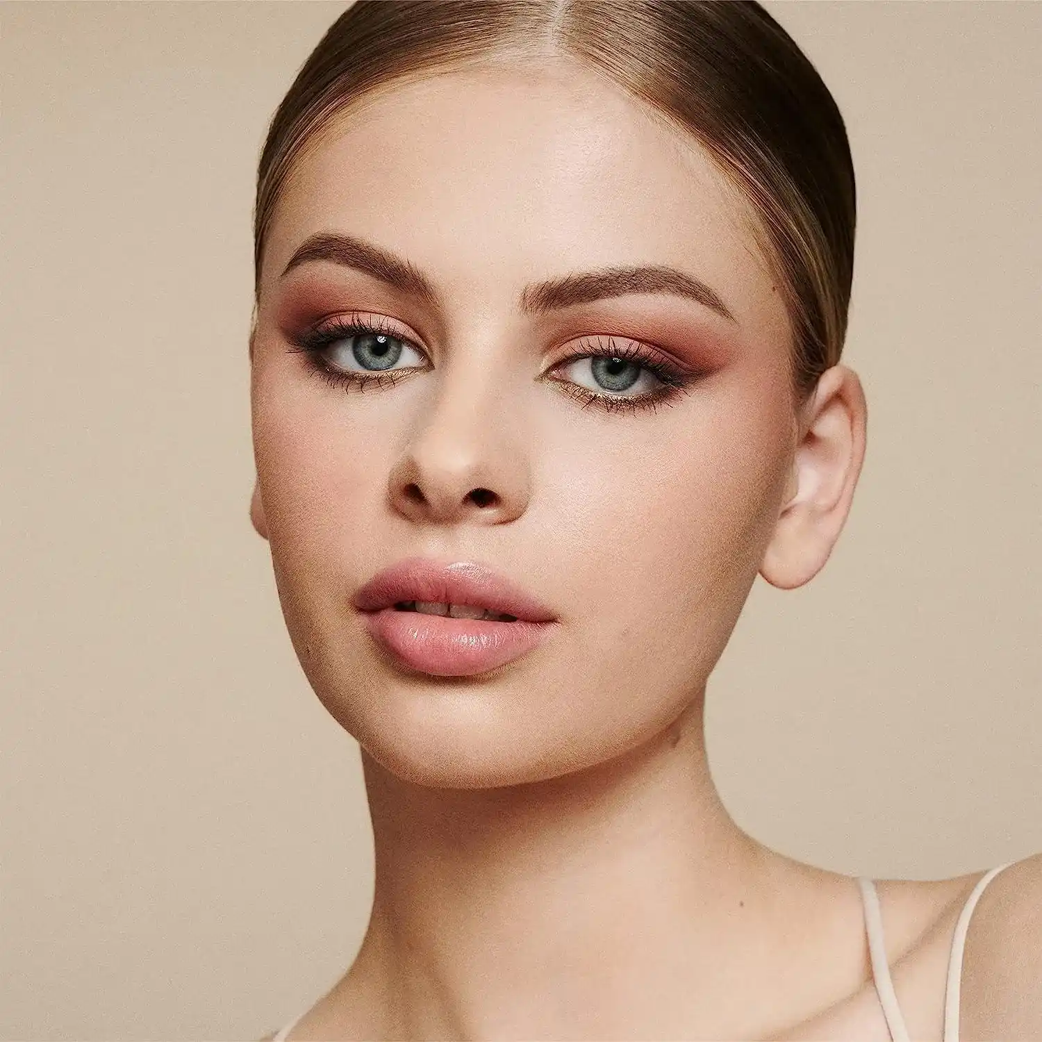 Catrice Bye Bye Under Eye Brightener Cream, Light Rose